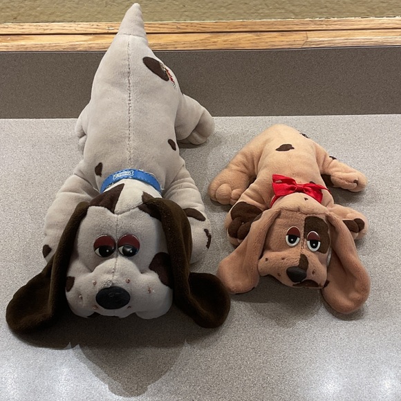 Vintage Pound Puppies - Picture 1 of 9